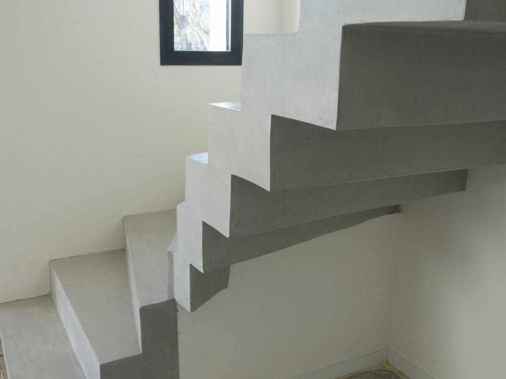 Création d'escalier en béton dans Alpes-Maritimes