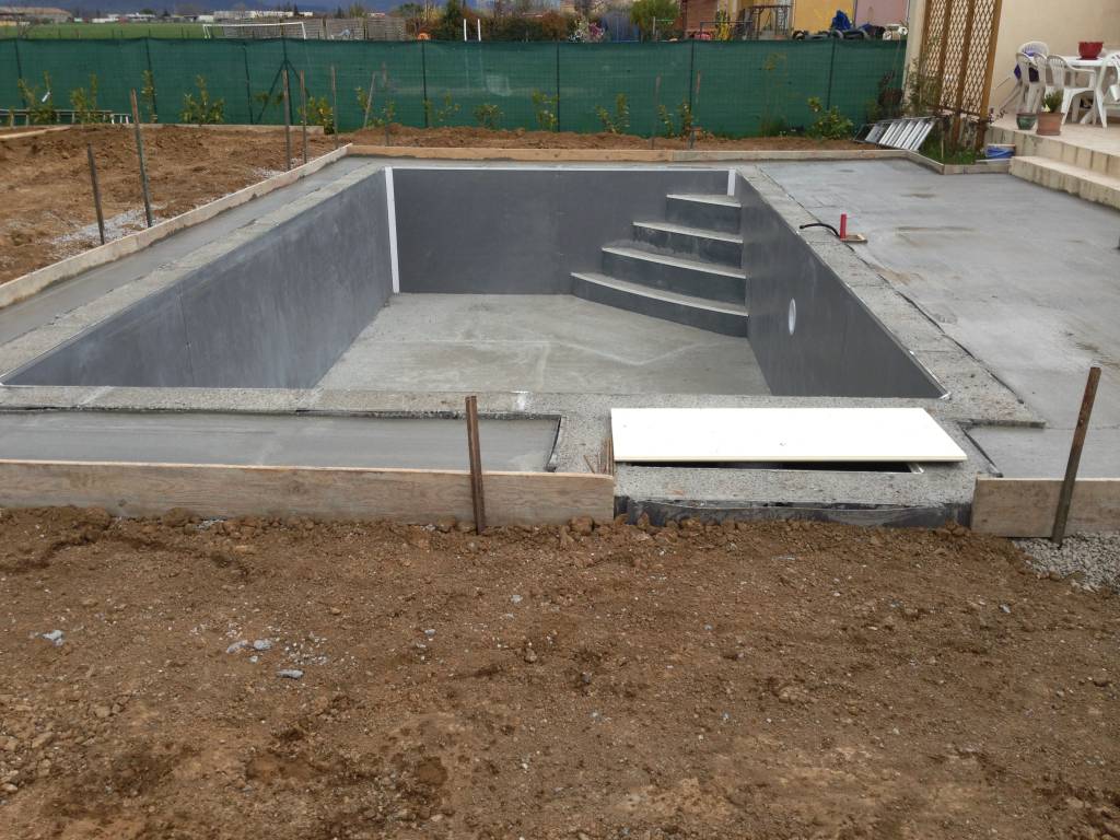 Création piscine béton dans Alpes-Maritimes